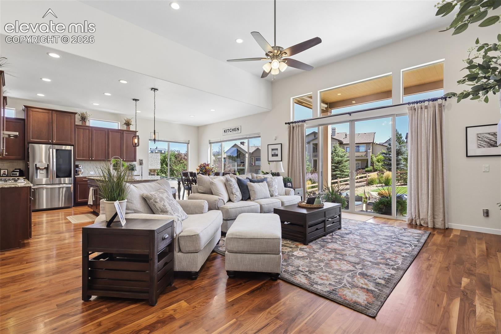 Listing photo 8 for 12794 Pensador Drive