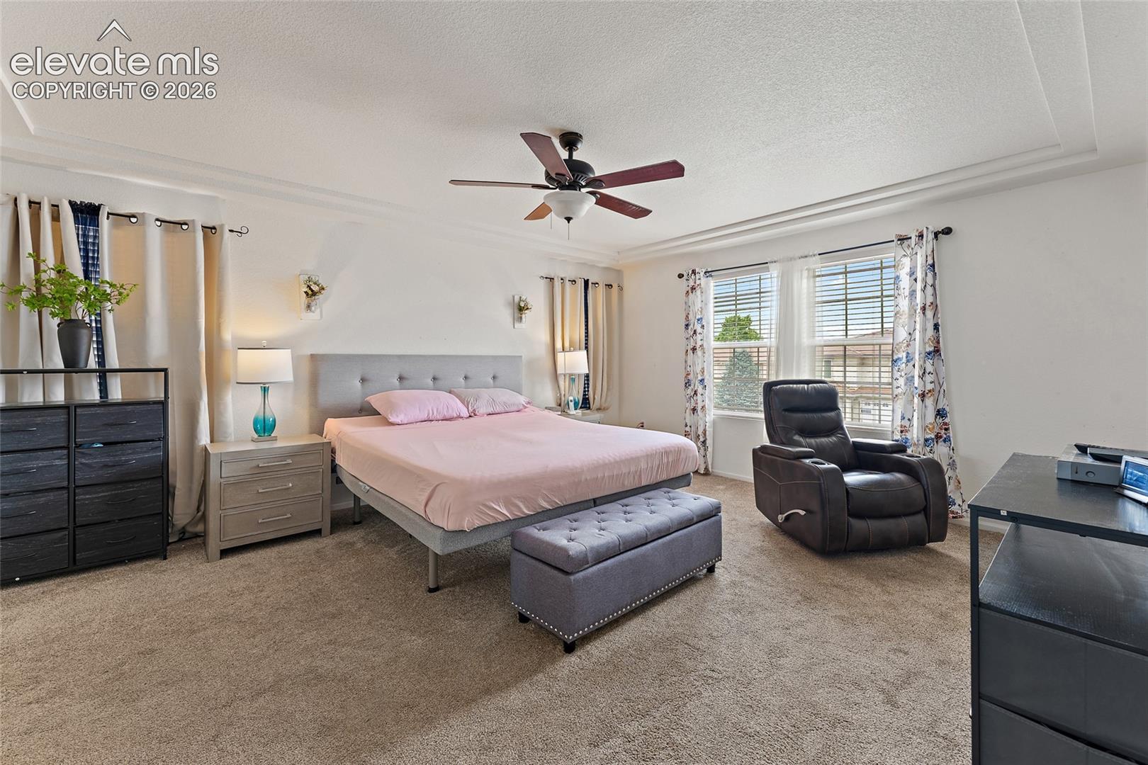 Listing photo 13 for 7777 Candlelight Lane
