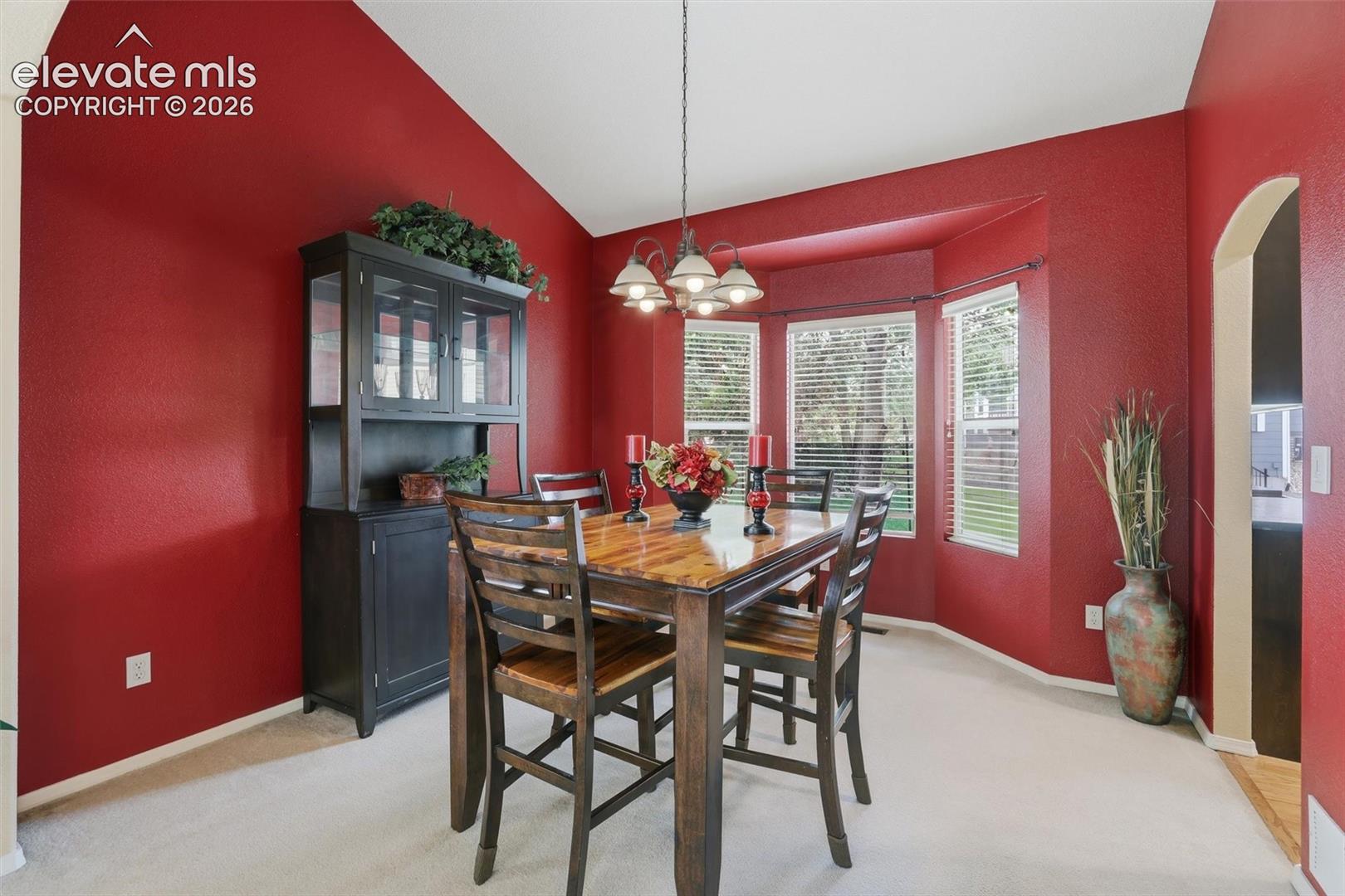 1353 Lookout Springs Drive, photo 10