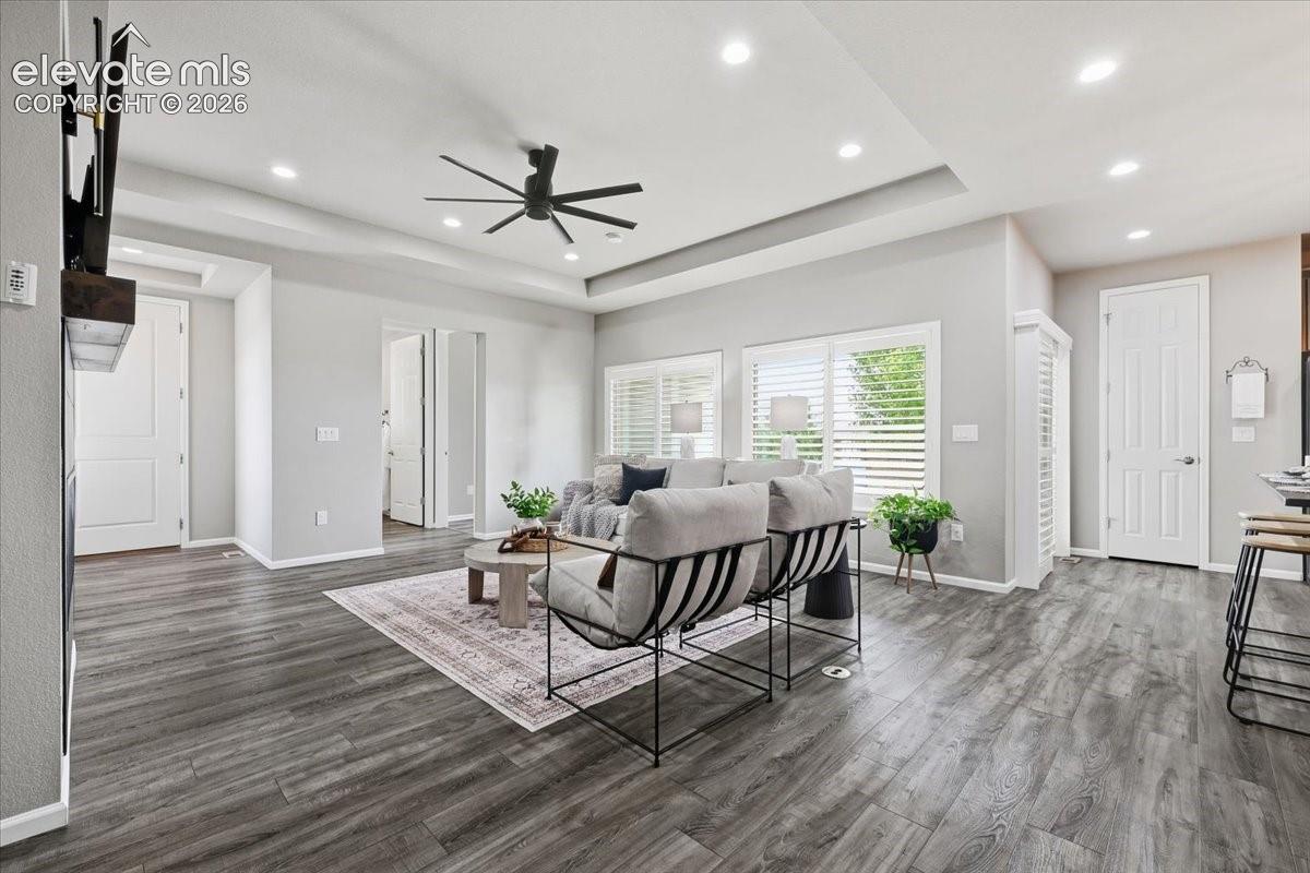 Listing photo 9 for 6670 Golden Briar Lane