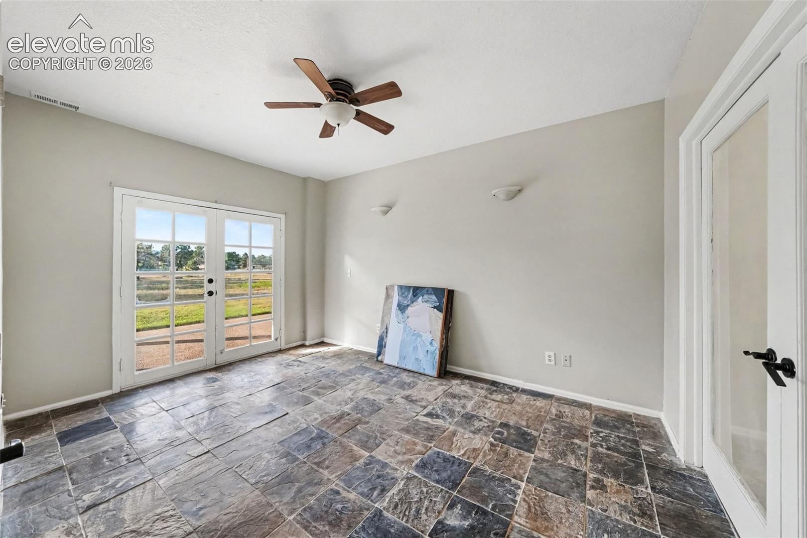 Listing photo 19 for 1275 Berglind Road