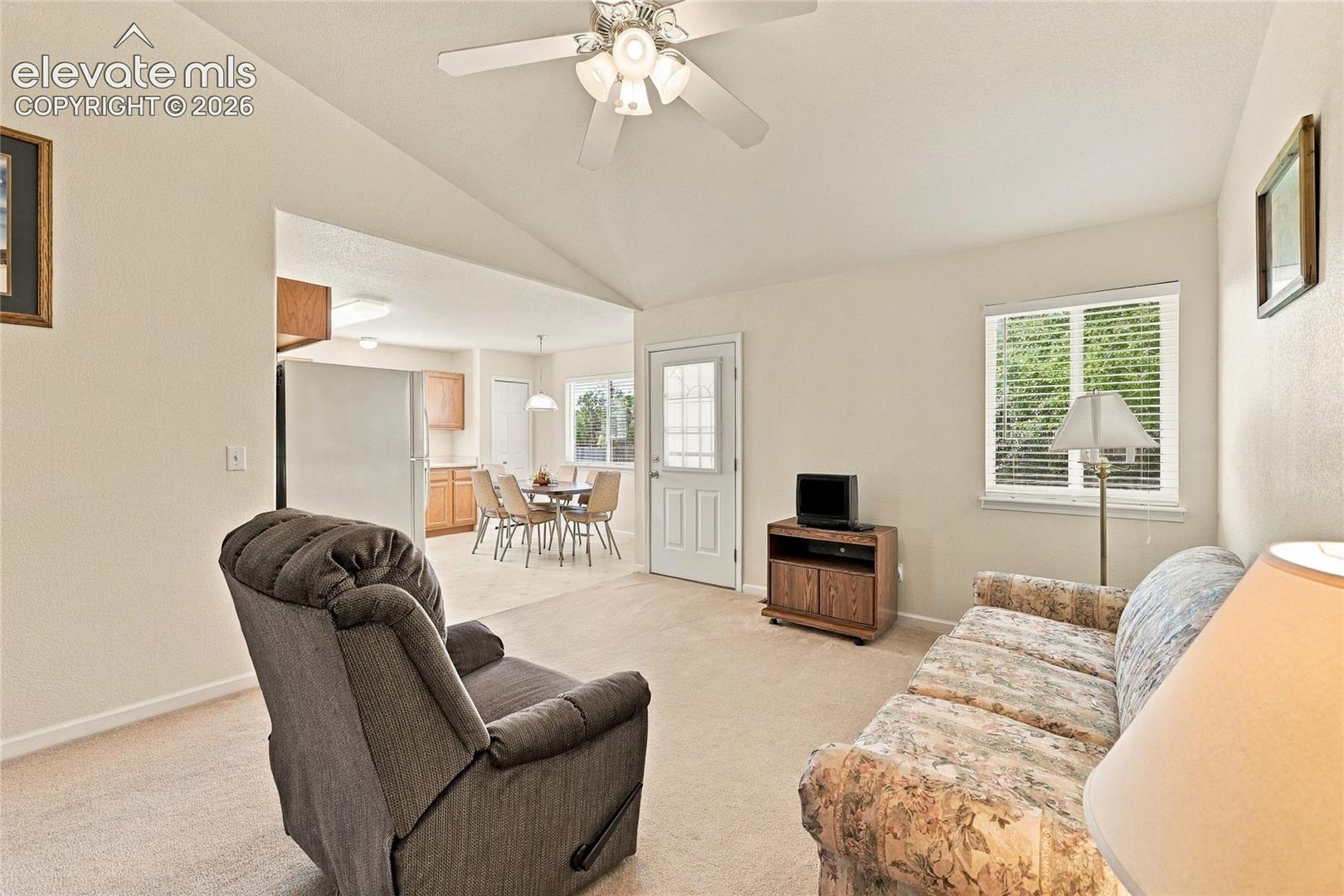 Listing photo 17 for 7538 Sailwind Drive