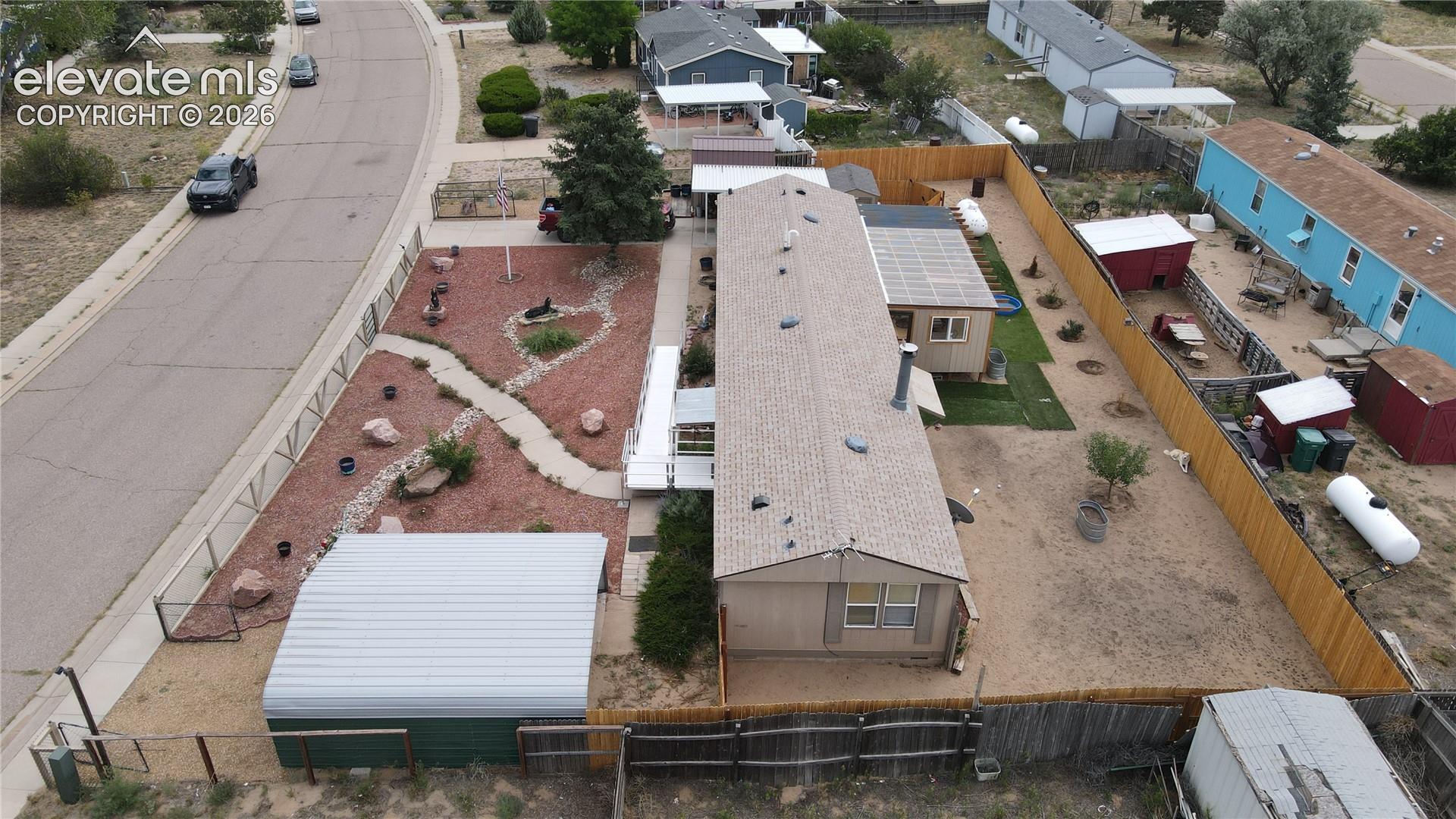 Listing photo 21 for 23735 Fleet Street
