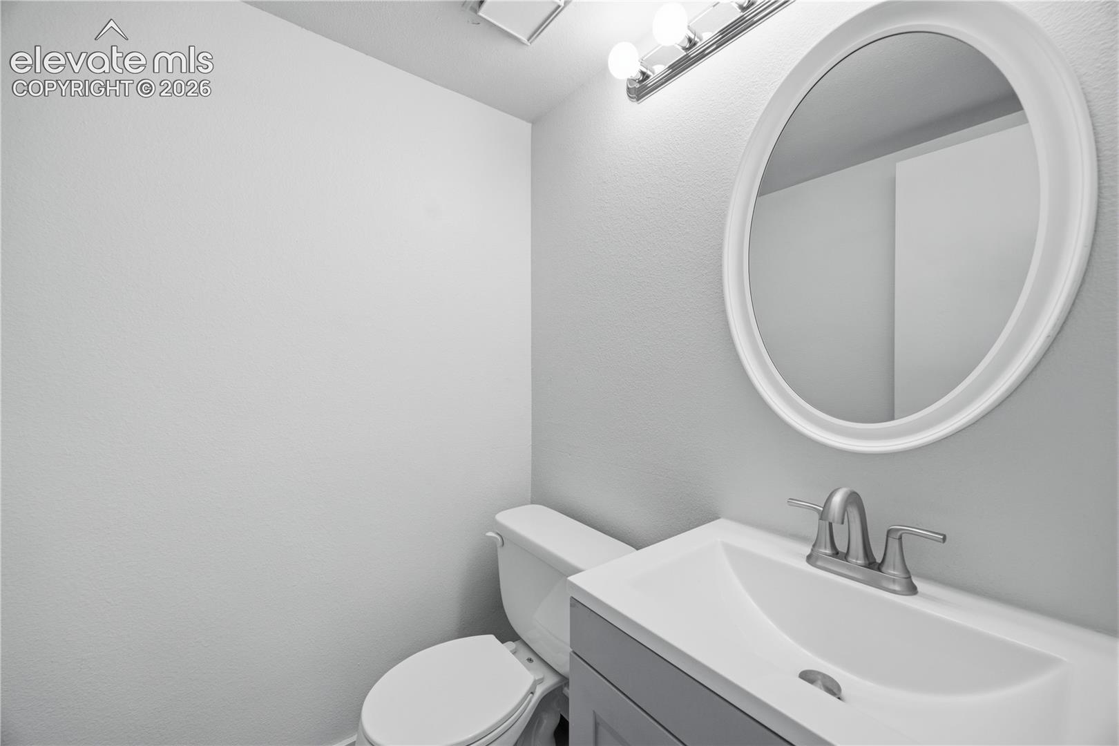 Listing photo 30 for 4571 Sunnyhill Drive