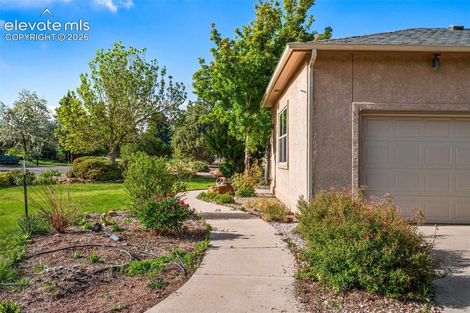 3075 Valleybrook Lane, photo 47