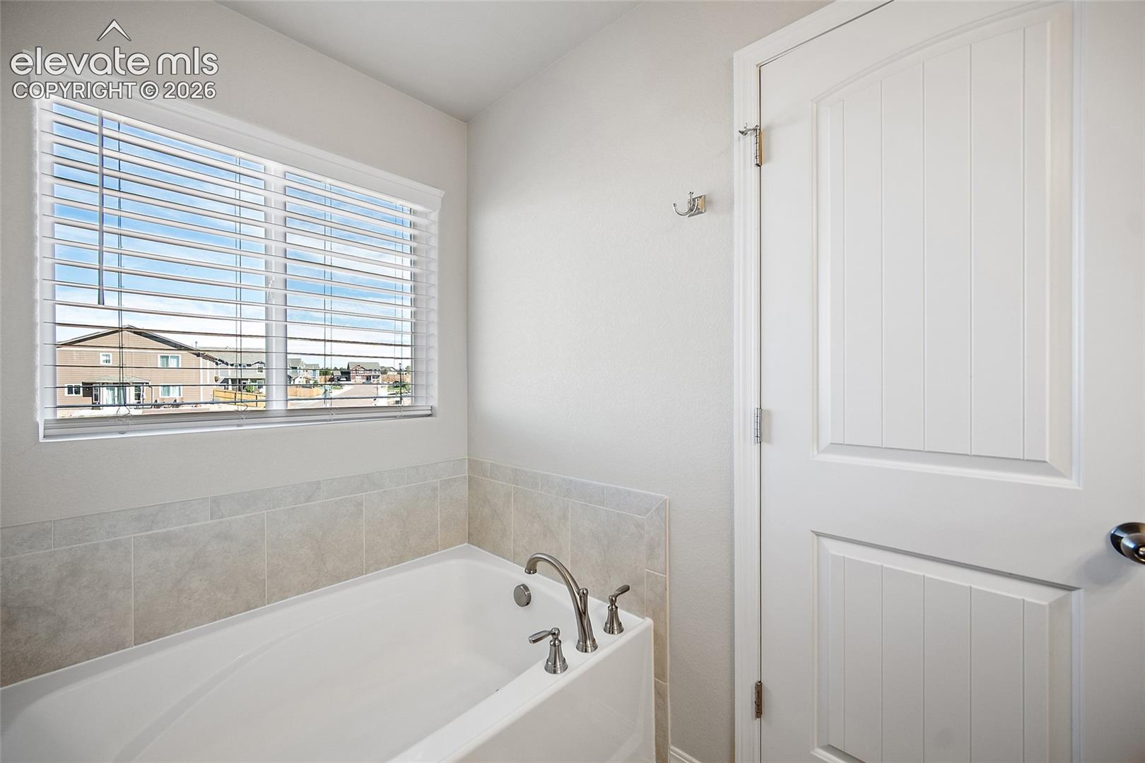 Listing photo 26 for 7701 Berwyn Loop