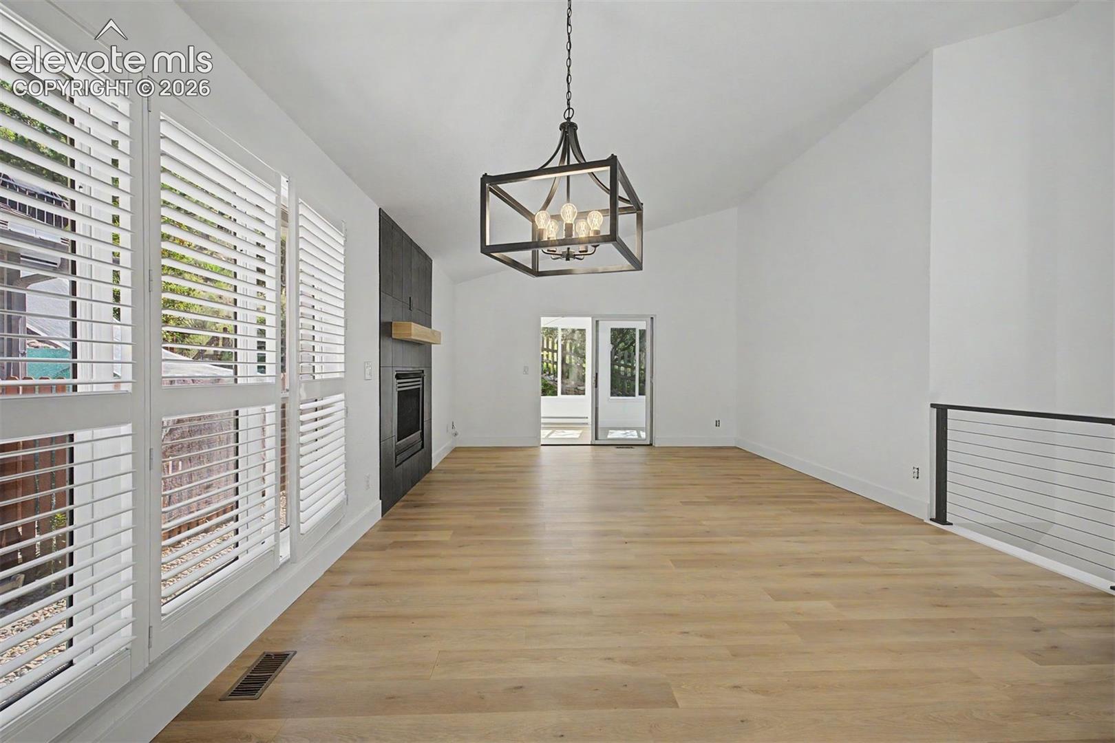 Listing photo 13 for 5423 Lions Gate Lane