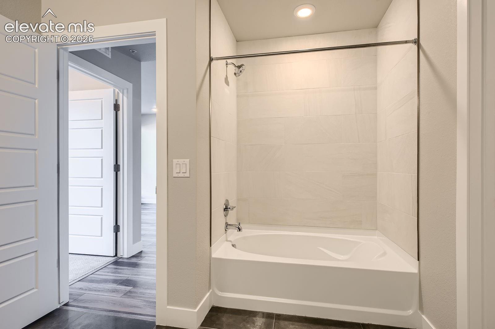 Listing photo 15 for 20 Wilcox Street 316