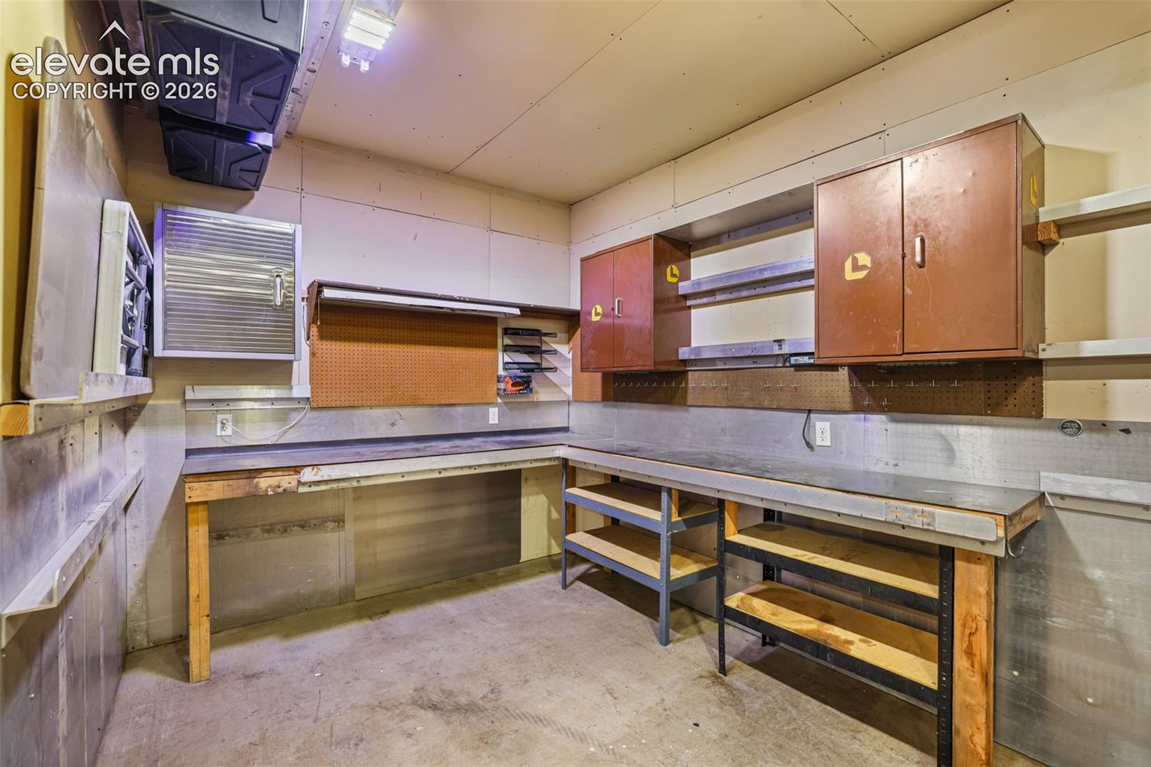 Listing photo 28 for 2021 Zinno Boulevard