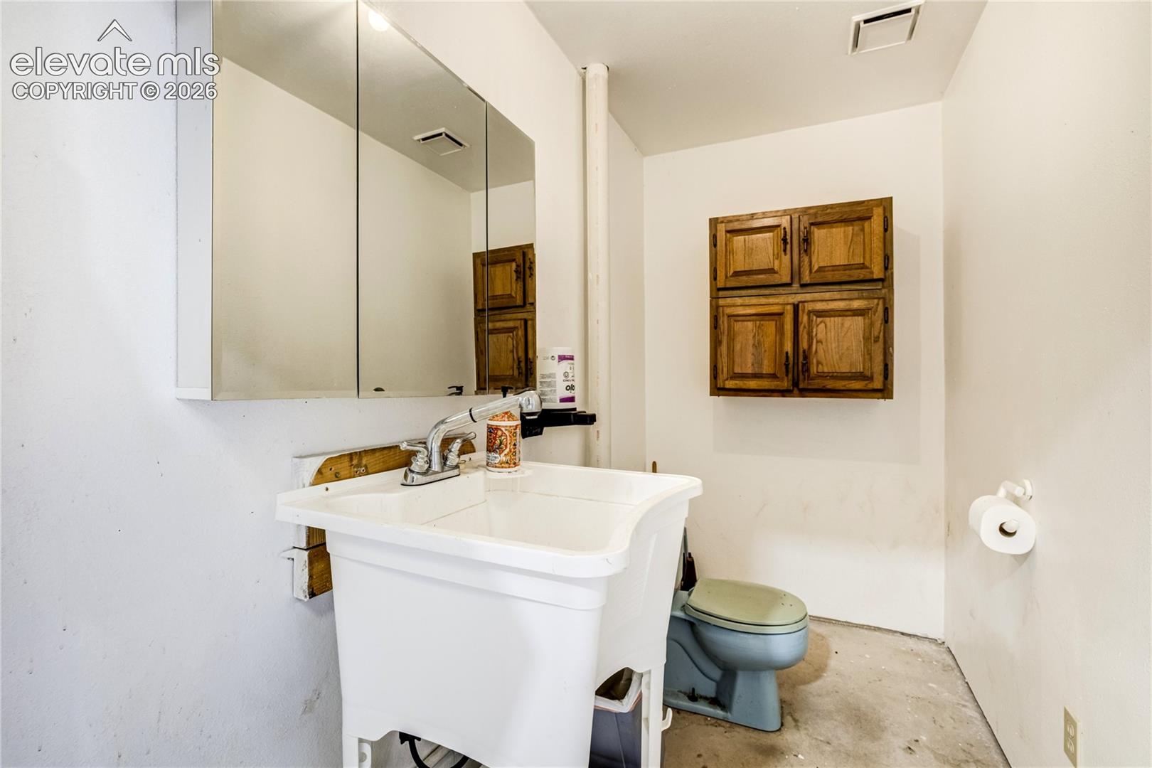 Listing photo 40 for 21295 E Highway 24