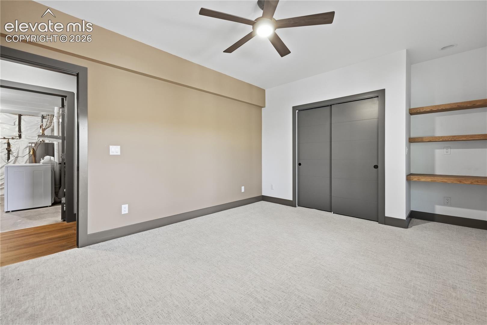 Listing photo 41 for 449 Oxford Lane