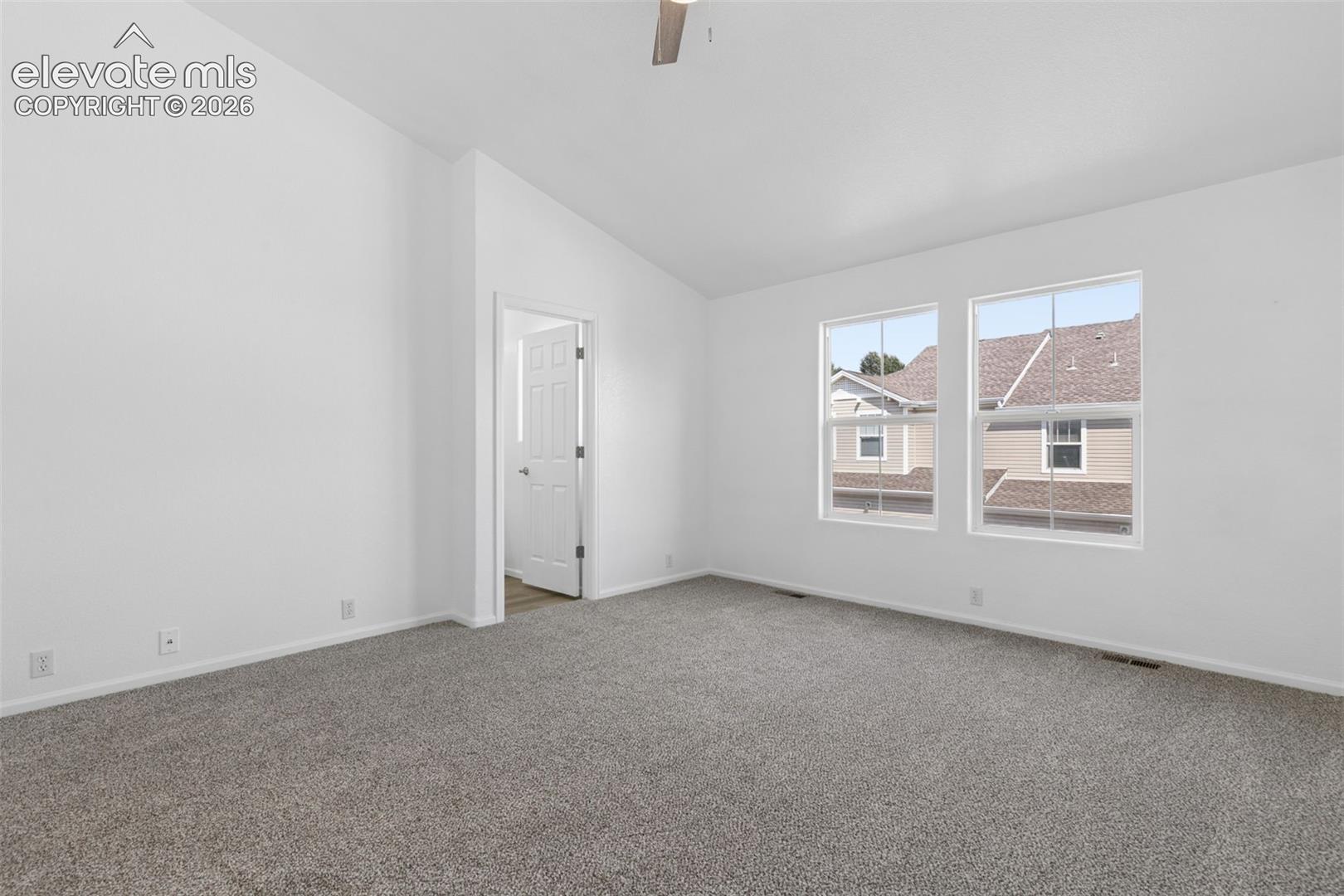 6218 Escalade Point, photo 19
