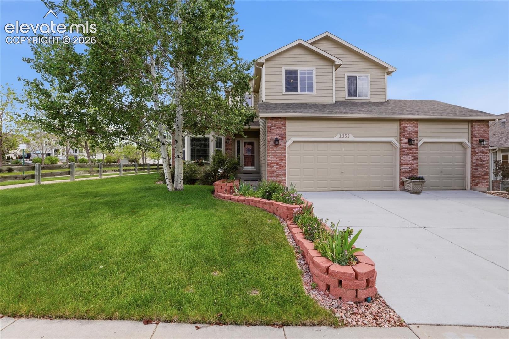 1353 Lookout Springs Drive, photo 5