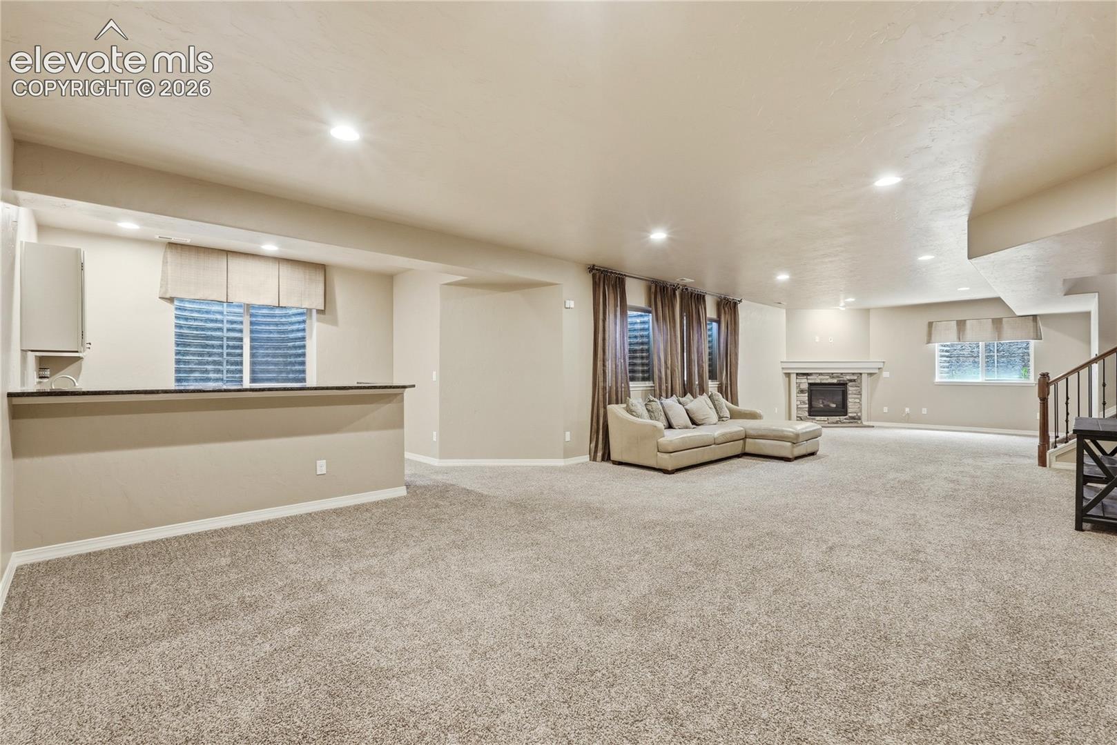 Listing photo 35 for 1908 Turnbull Drive