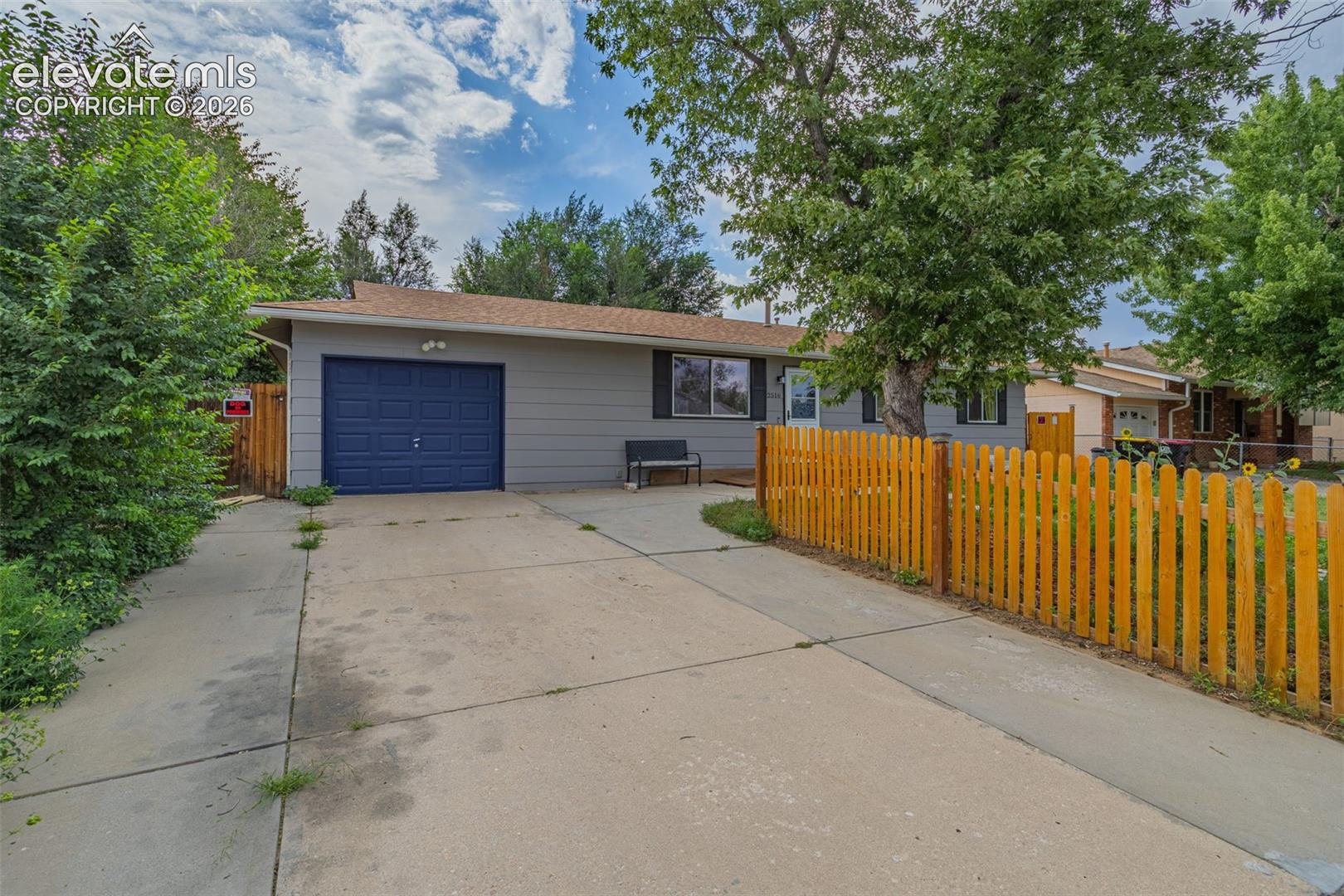 2516 Anjelina Circle, photo 4