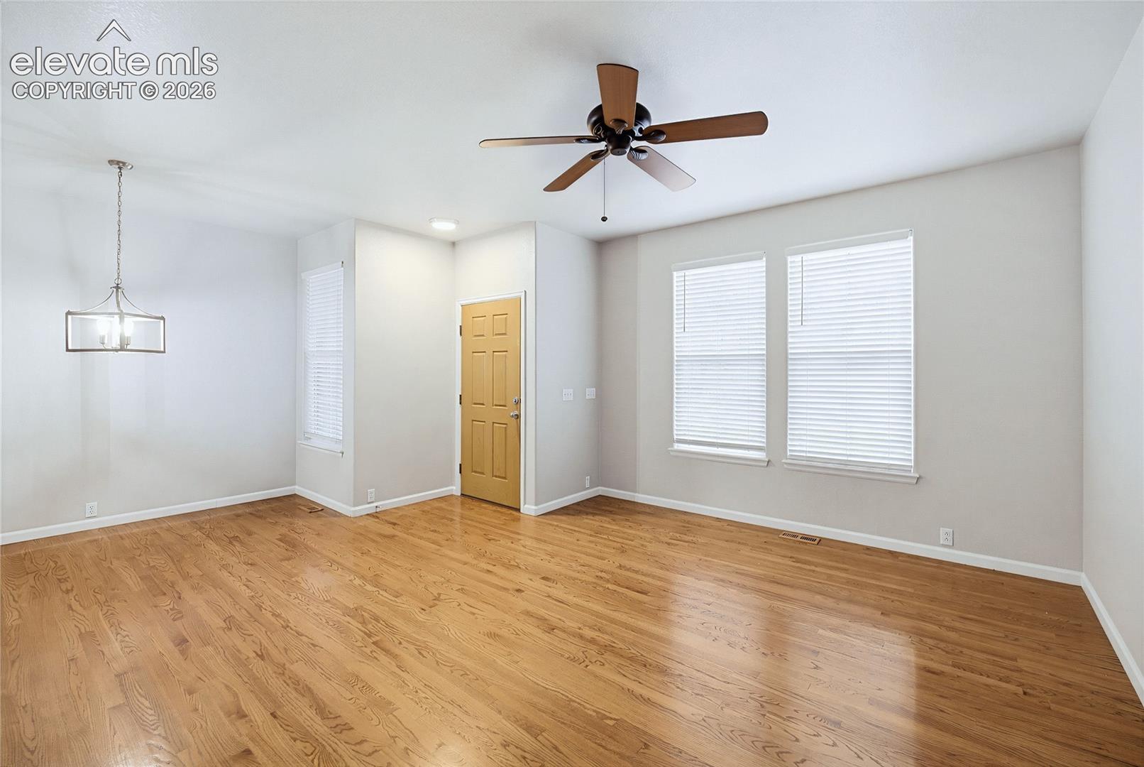 Listing photo 4 for 3943 Diamond Ridge View