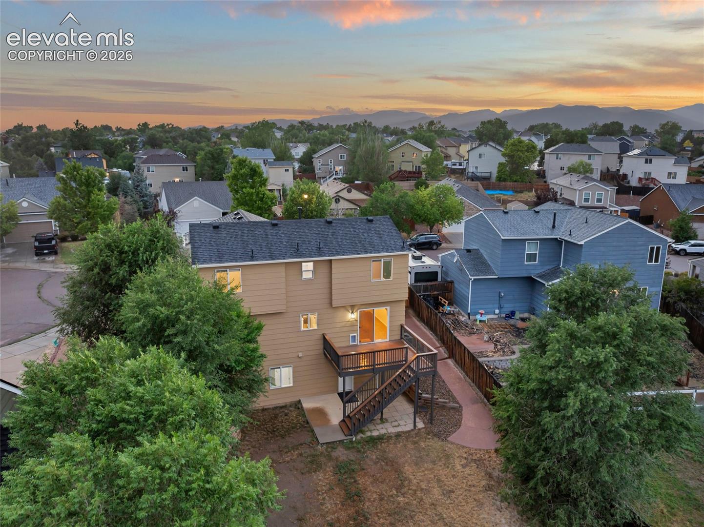 Listing photo 43 for 1204 White Stone Way