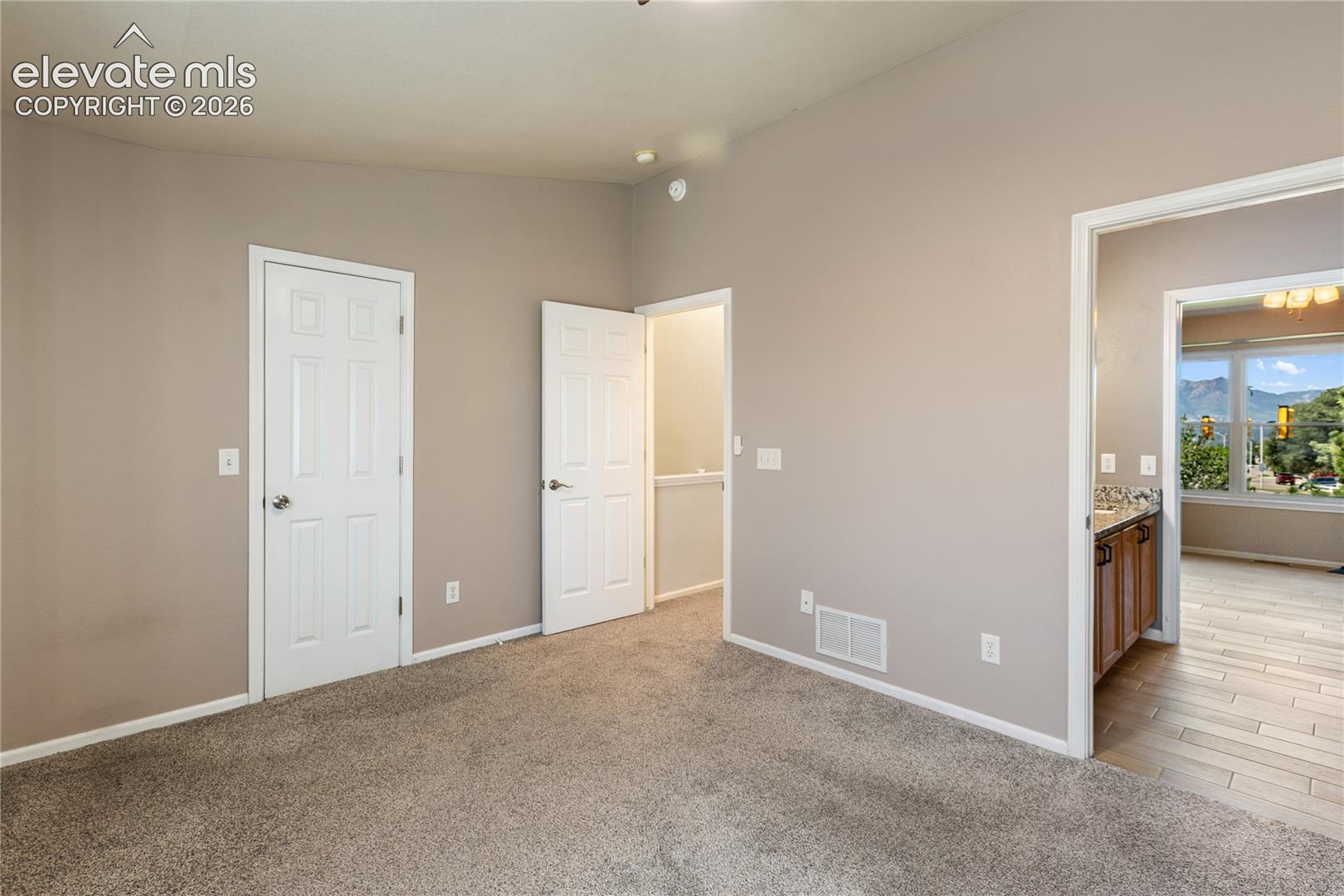 Listing photo 37 for 3147 Hearthridge Circle