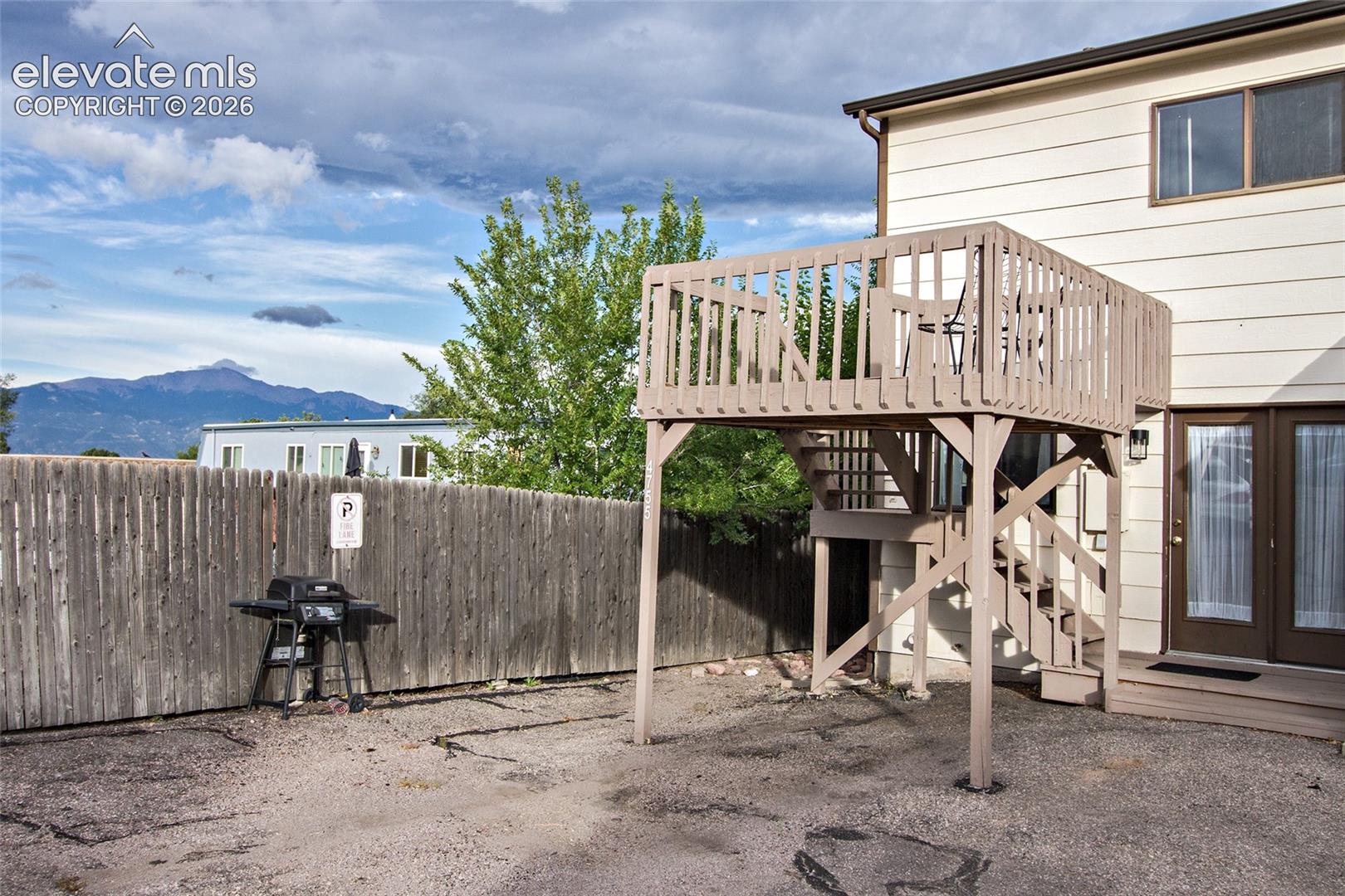 Listing photo 30 for 4755 Picturesque Drive