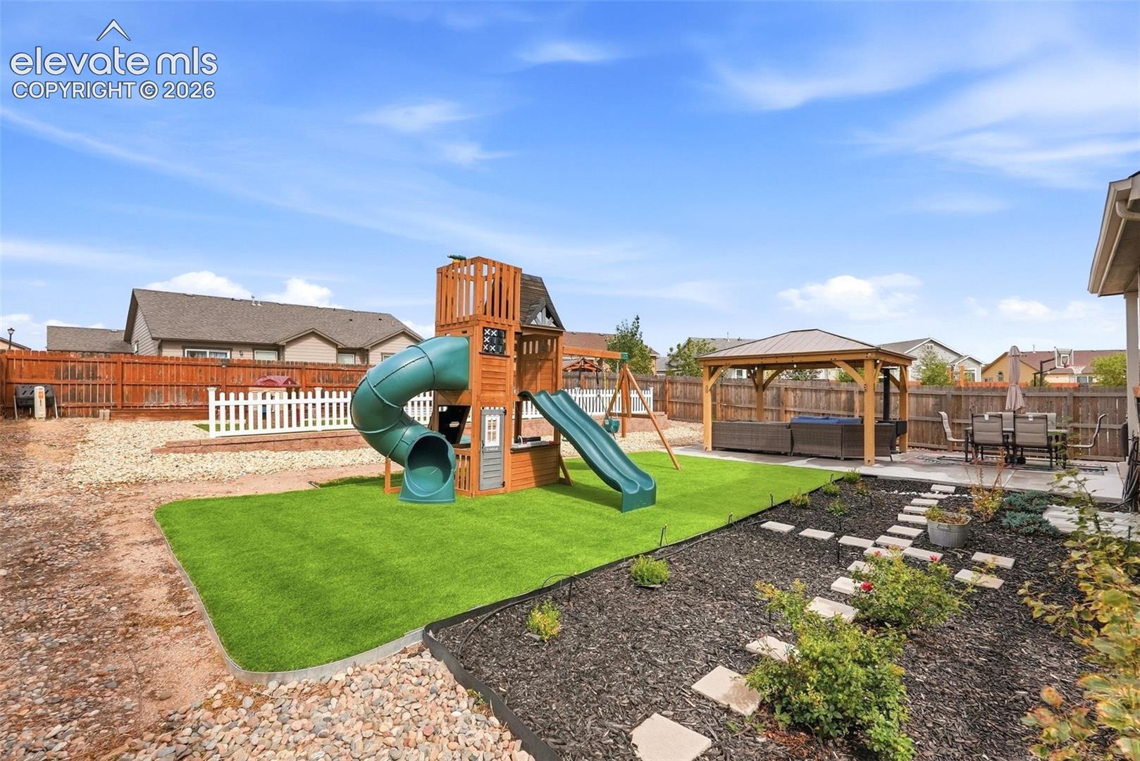 Listing photo 48 for 10567 Mount Evans Drive