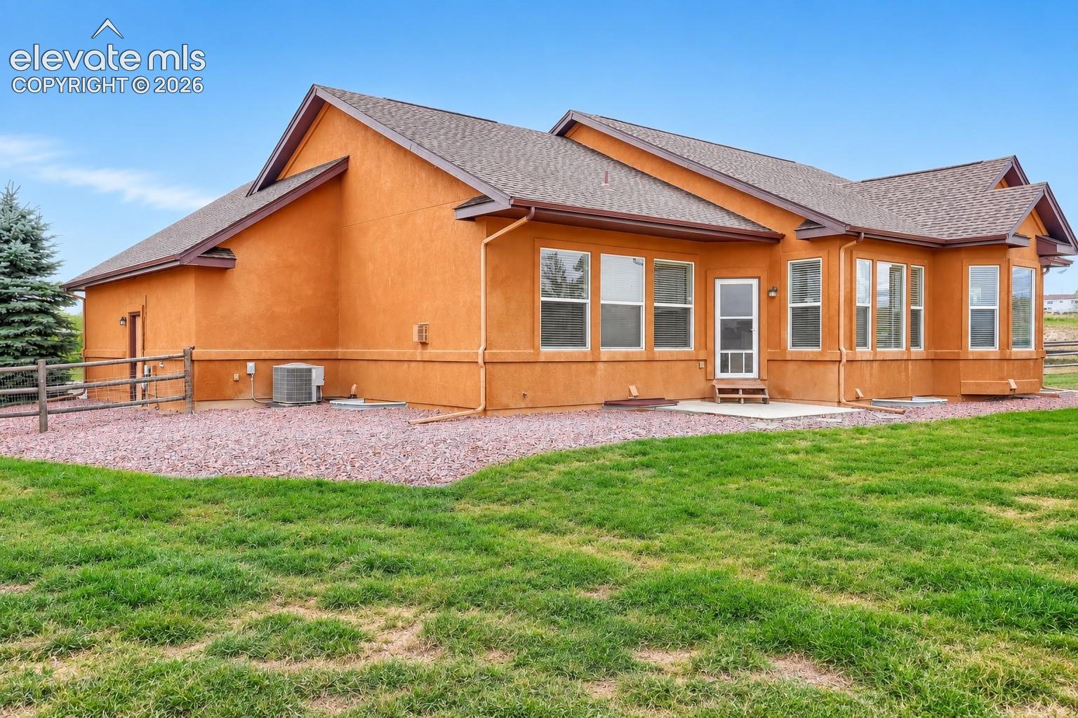 Listing photo 41 for 10967 Klondike Drive