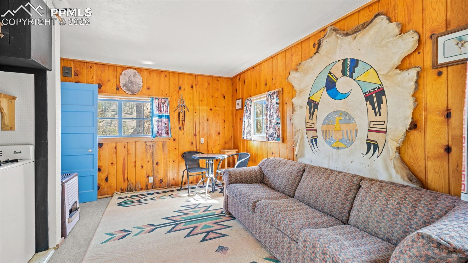 Listing photo 12 for 10345 Aspen Street