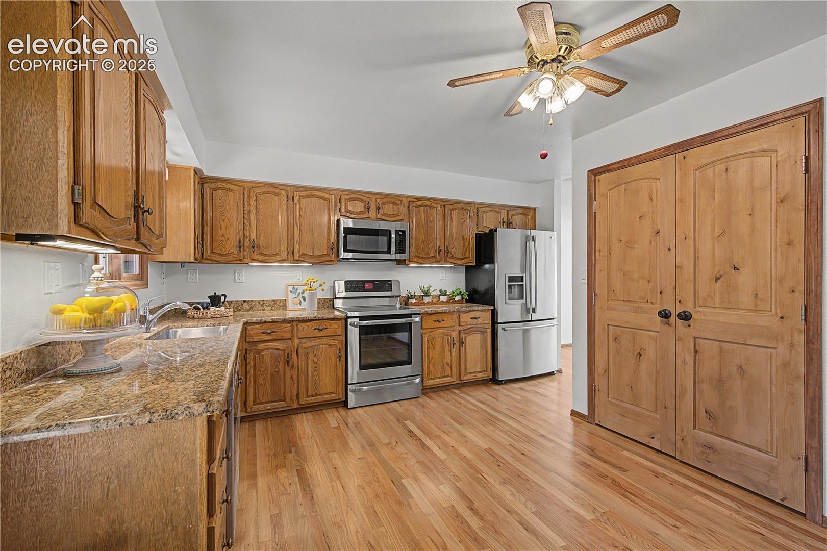 Listing photo 19 for 1250 Woodmoor Drive