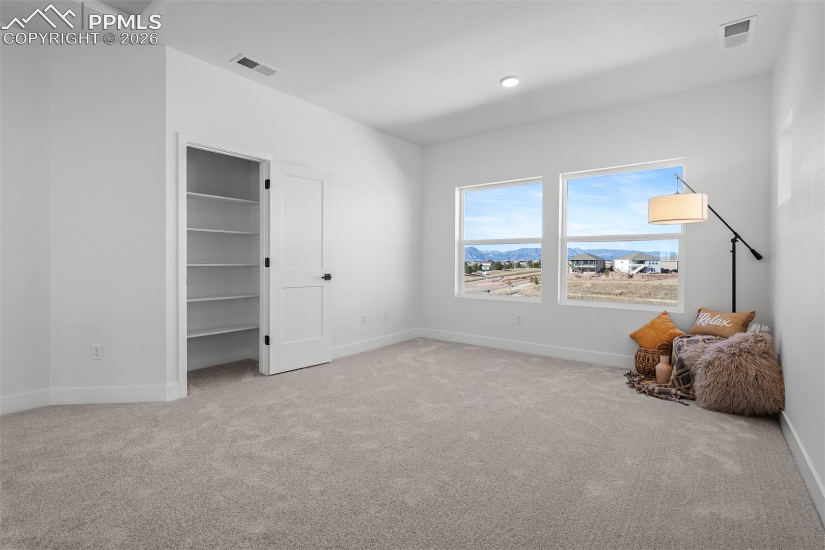 Listing photo 24 for 8850 Frolic View