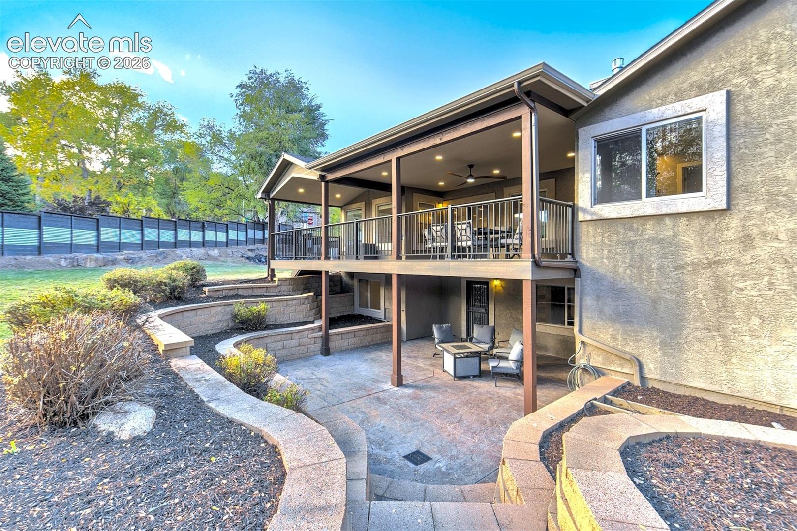 Listing photo 27 for 1825 Parkview Boulevard