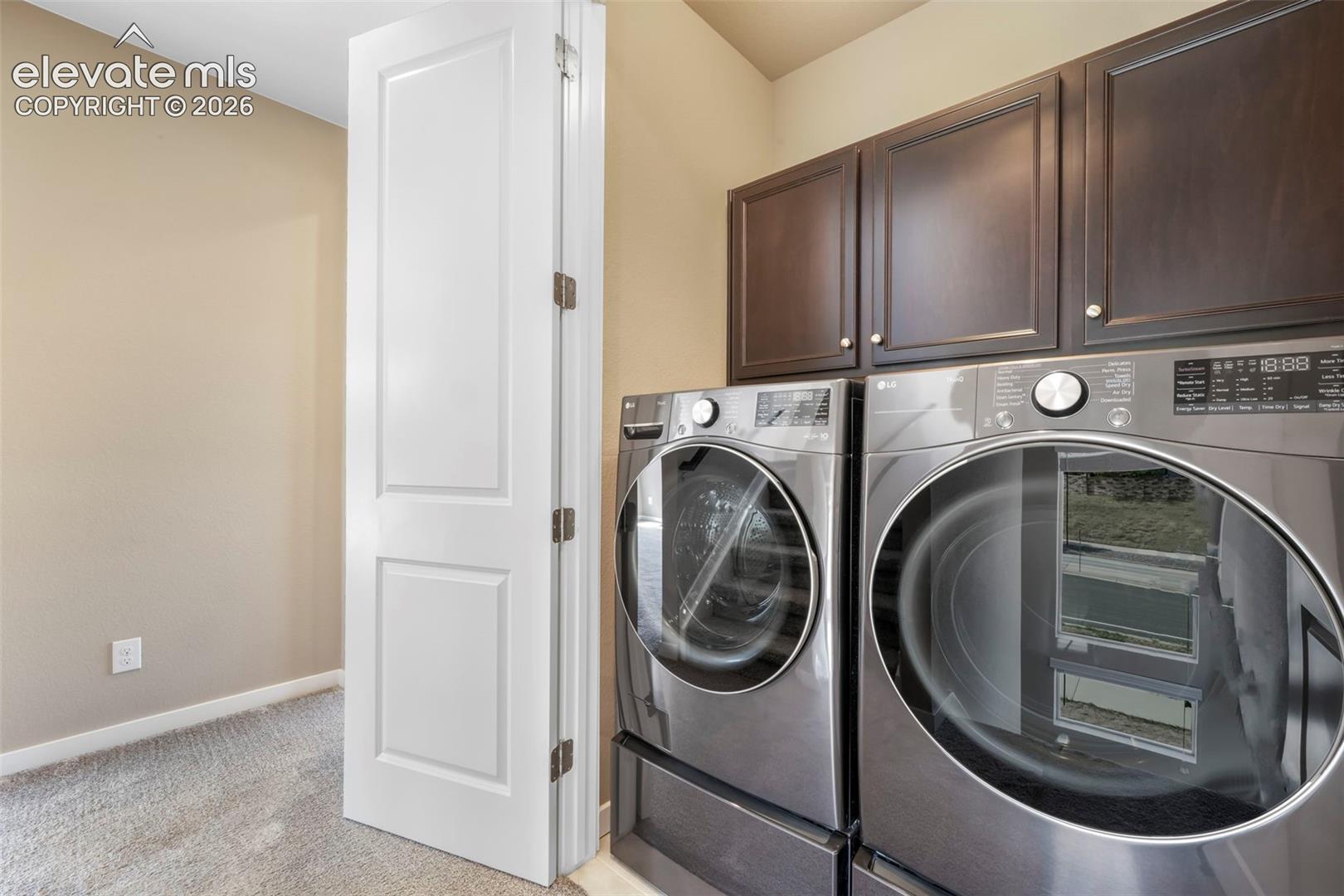 Listing photo 31 for 3562 Cerf Way