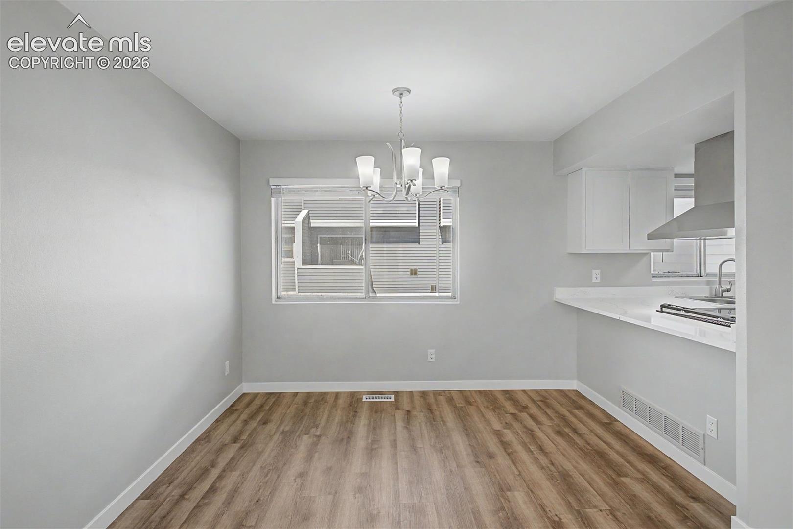11680 Cedar Avenue, photo 12