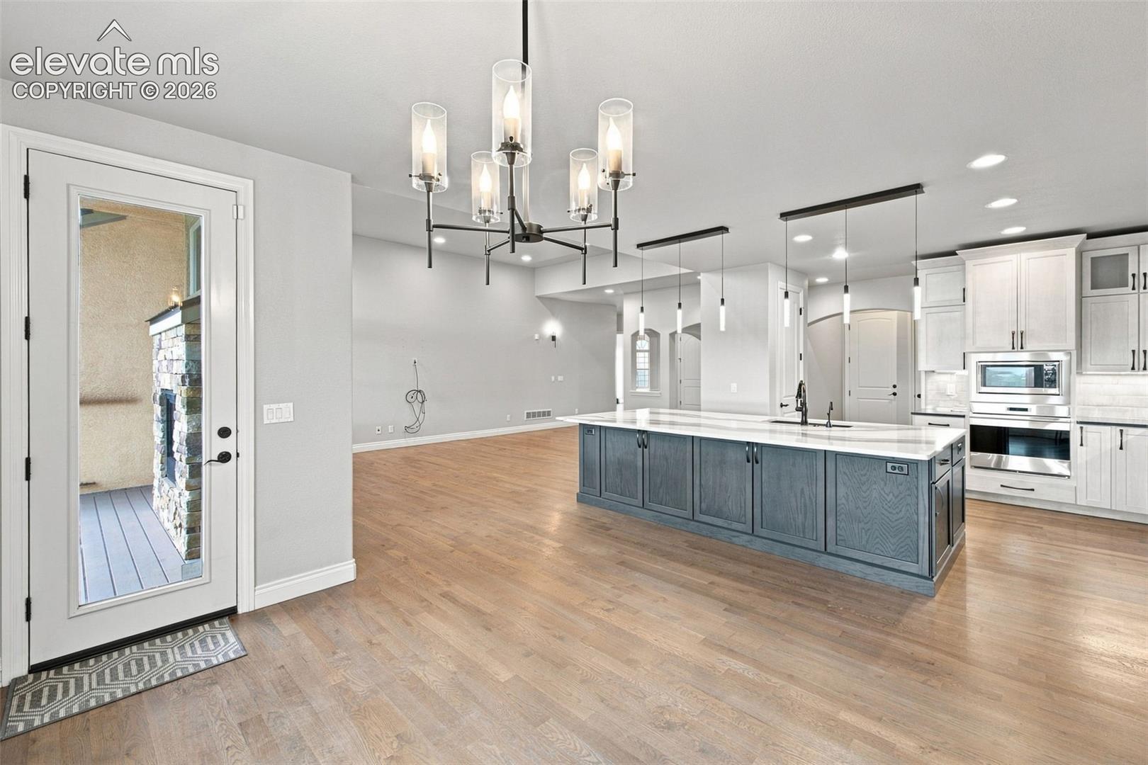 Listing photo 21 for 17796 Mining Way