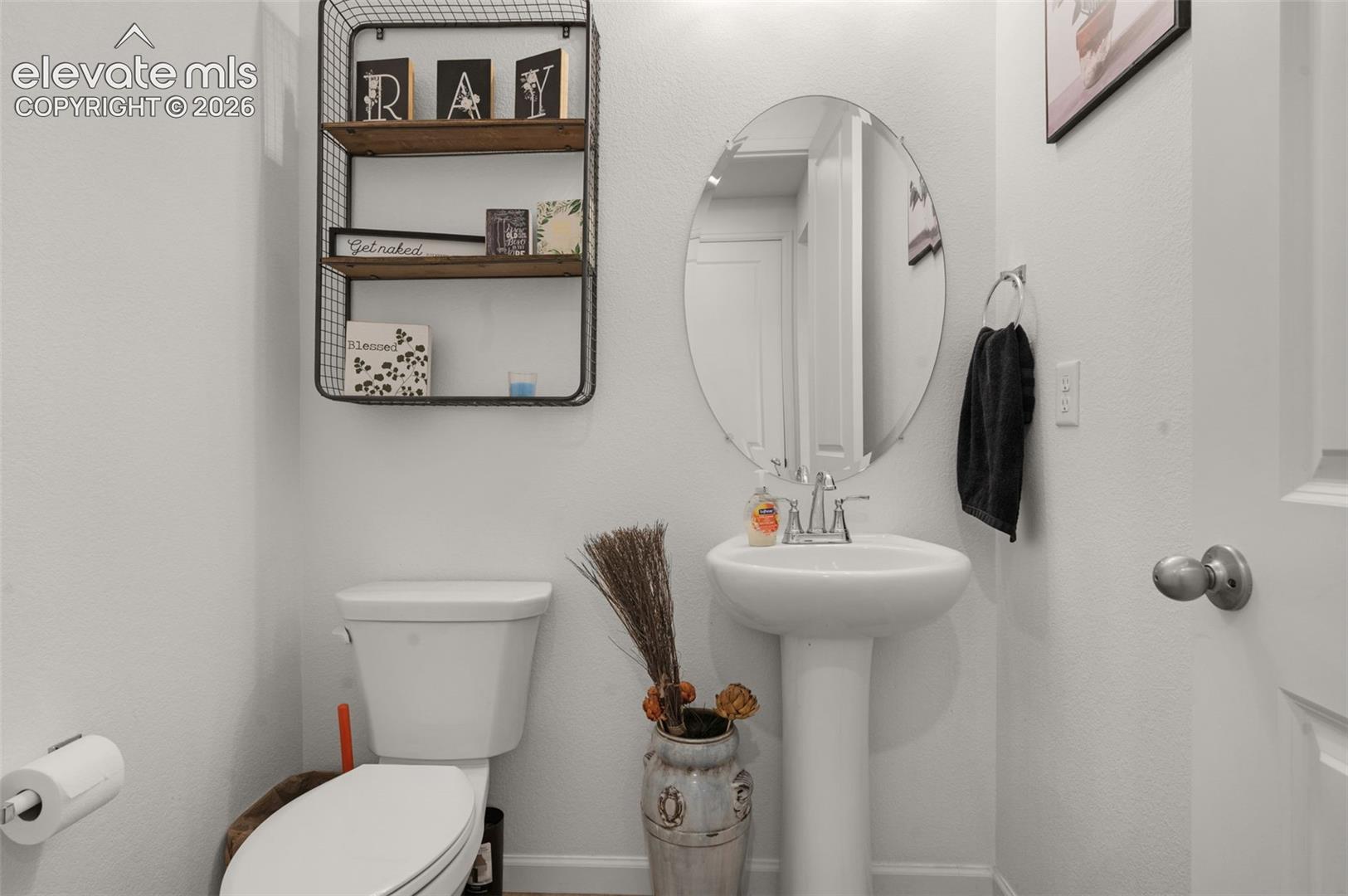 Listing photo 13 for 2501 Bella Terra Drive