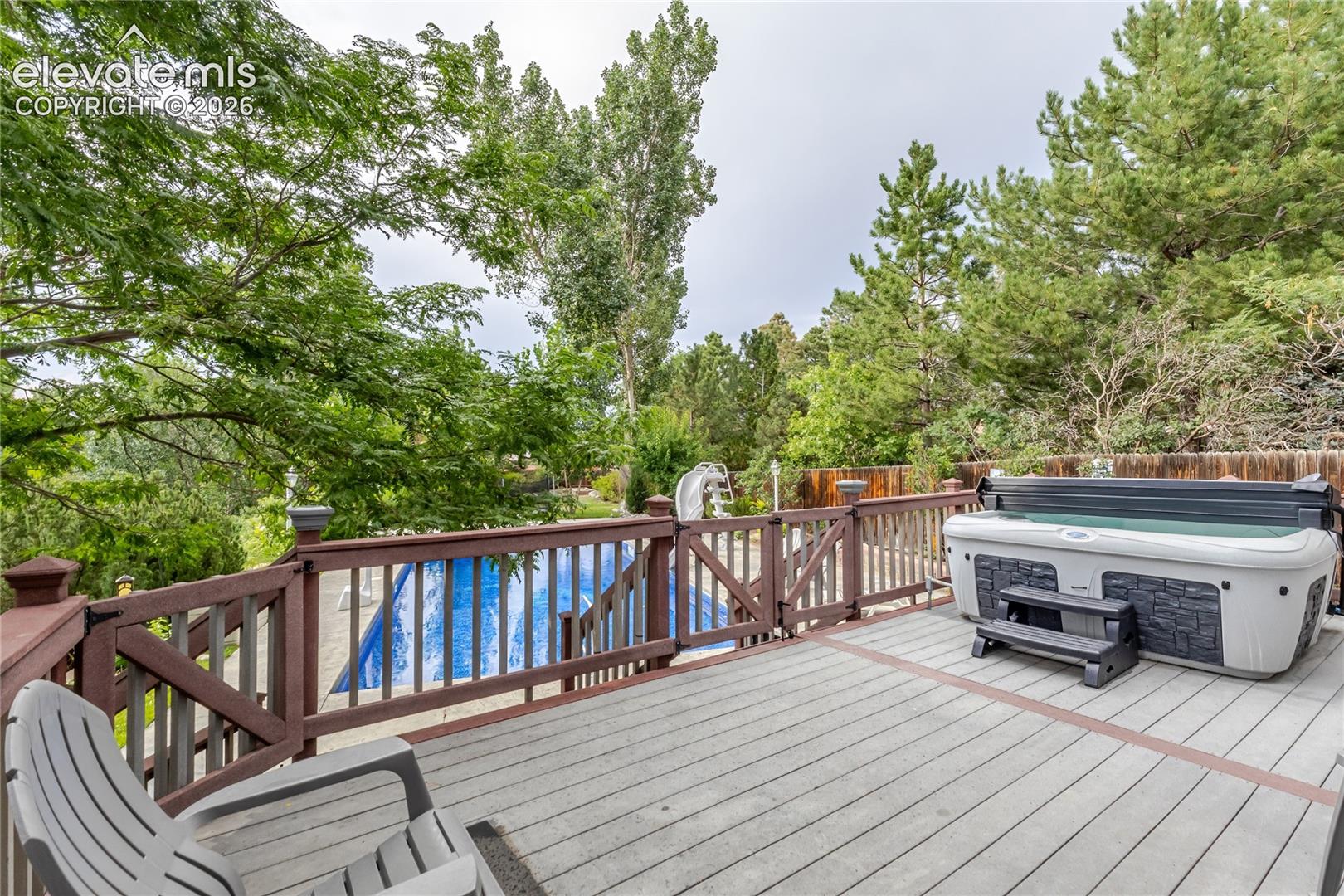 8720 Anglewood Court, photo 10