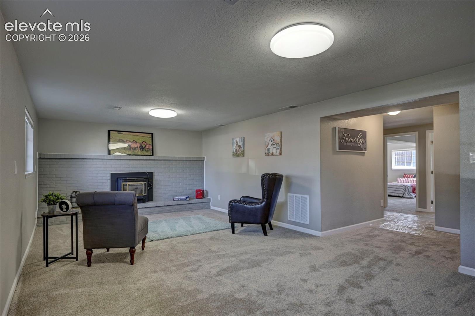 Listing photo 37 for 7443 Franconia Drive
