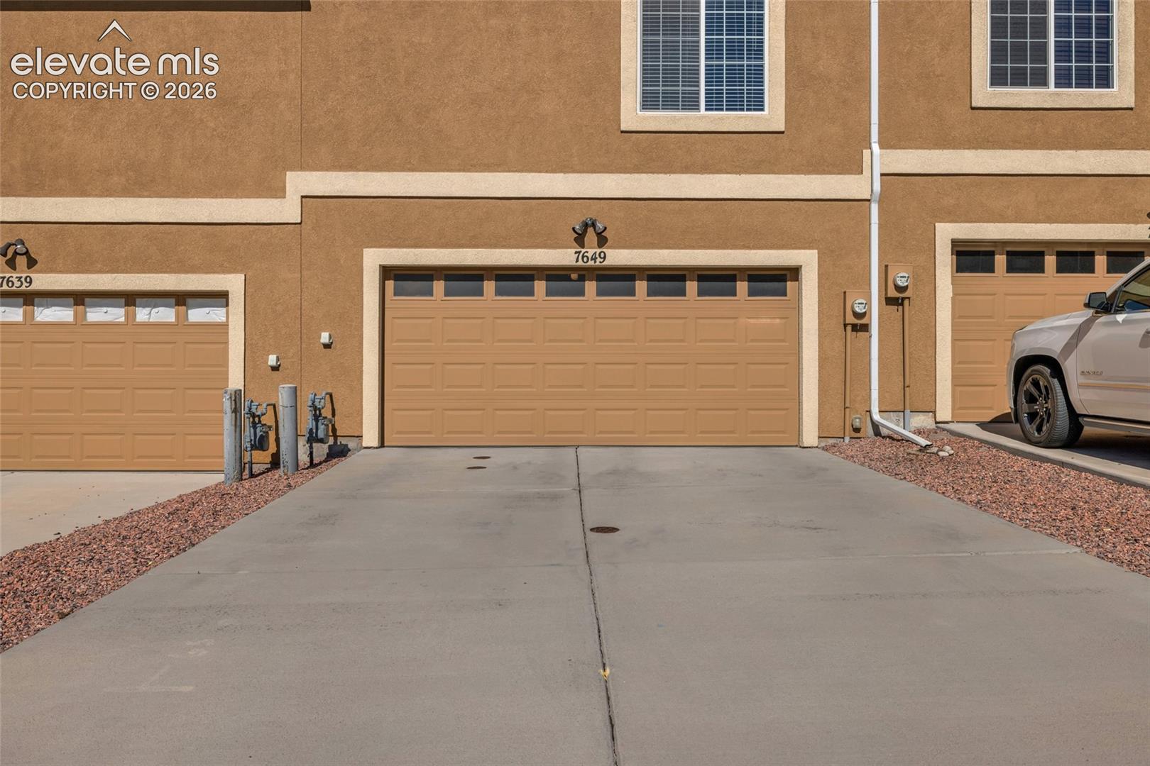 7649 Grand Fir Point, photo 2