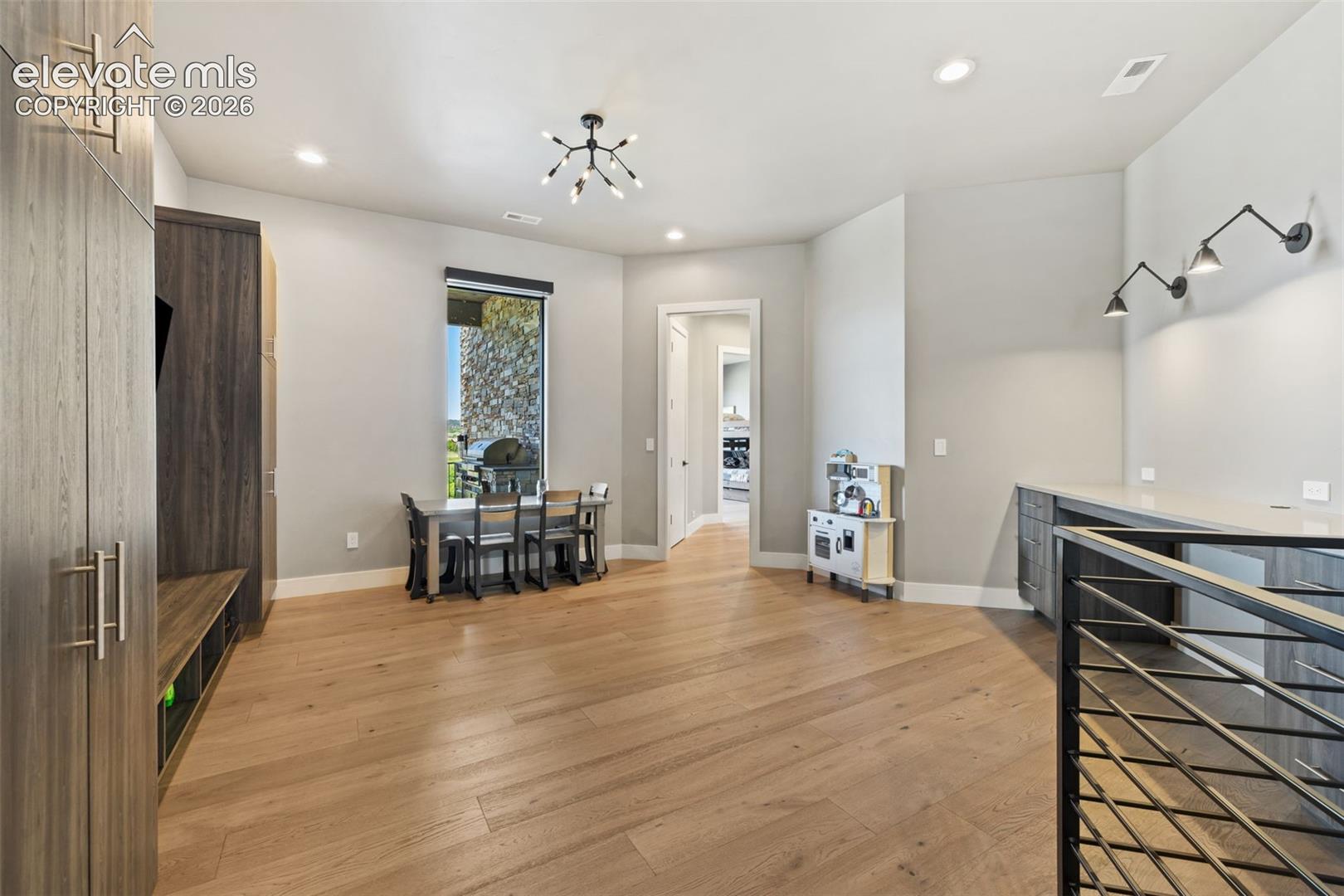 Listing photo 17 for 1484 Vine Cliff Heights