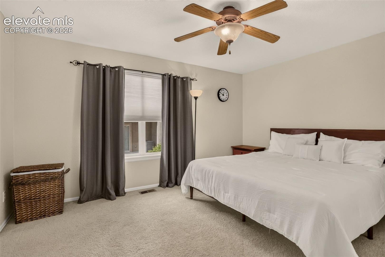 Listing photo 17 for 3782 Homestead Ridge Heights