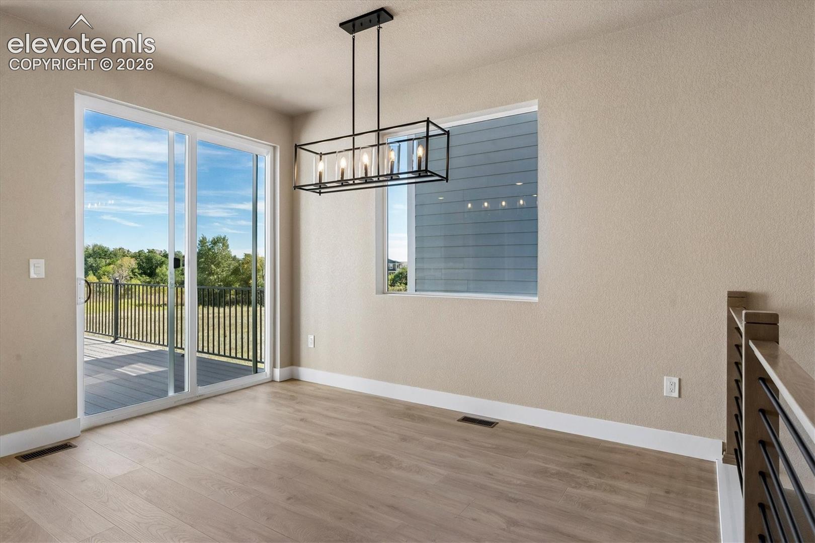 Listing photo 5 for 7899 Grey Bark Way