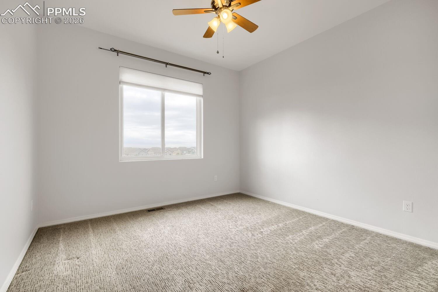 Listing photo 14 for 12555 Handles Peak Way