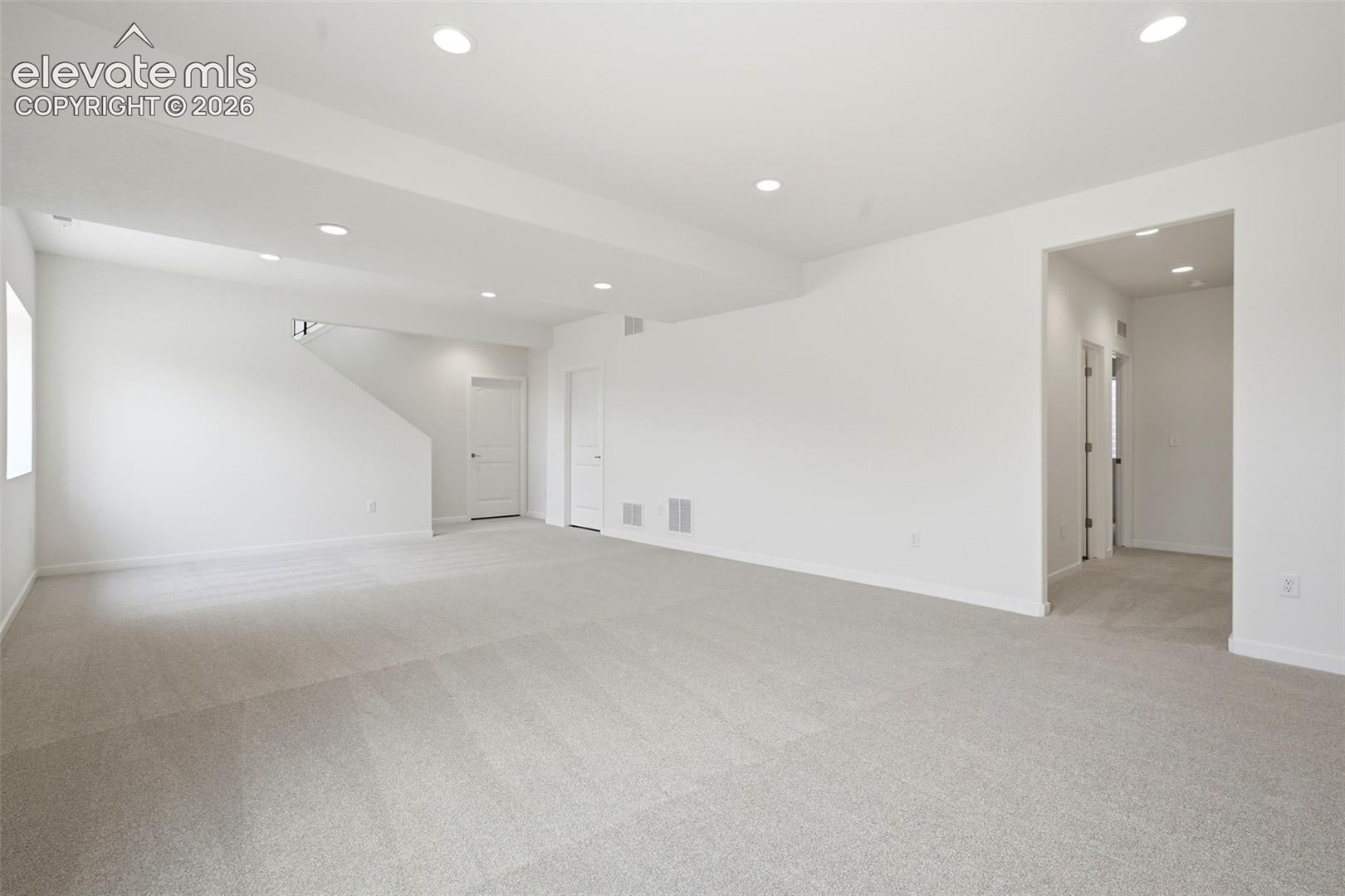 Listing photo 31 for 8663 Noreen Falls Drive