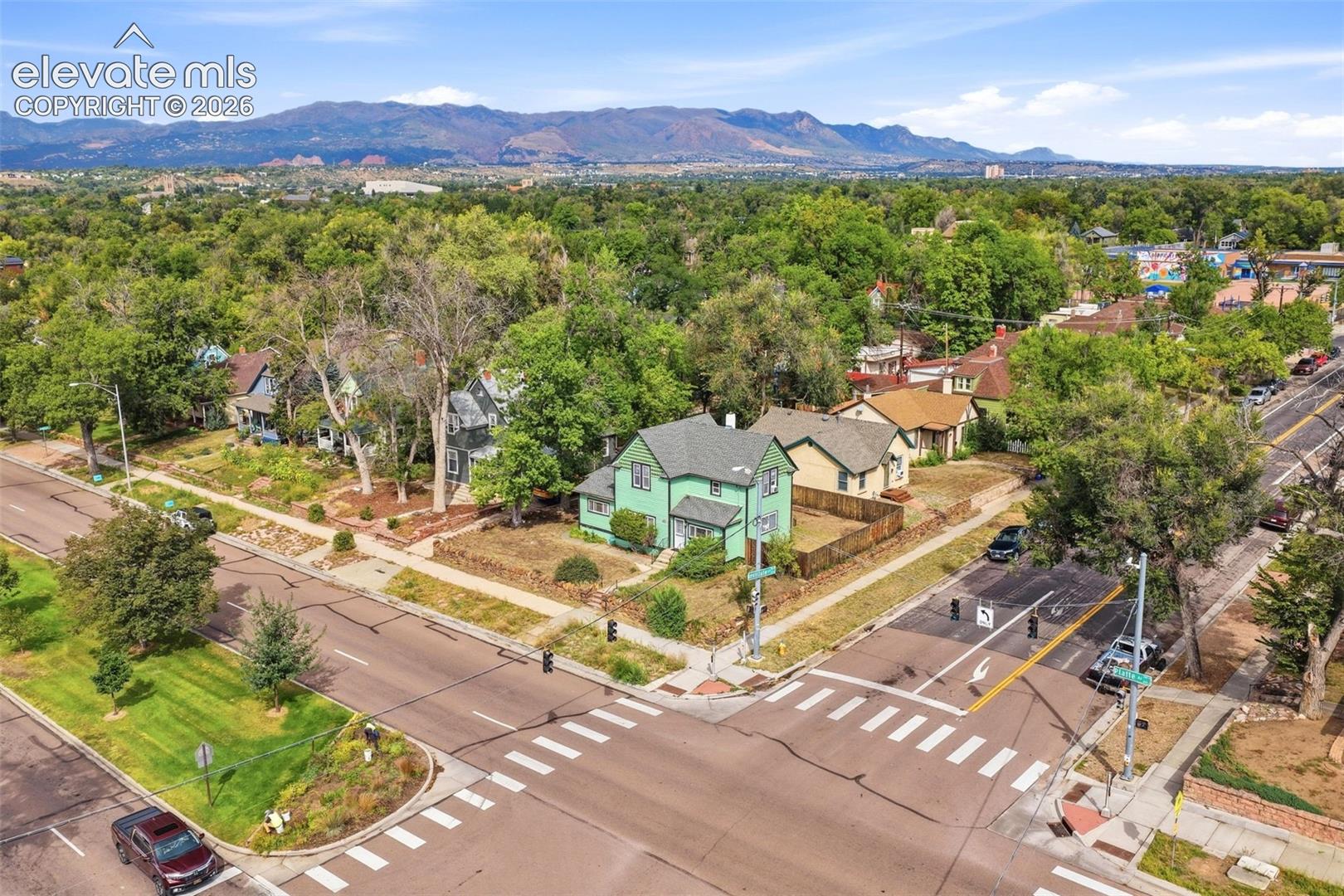 Listing photo 33 for 842 E Platte Avenue