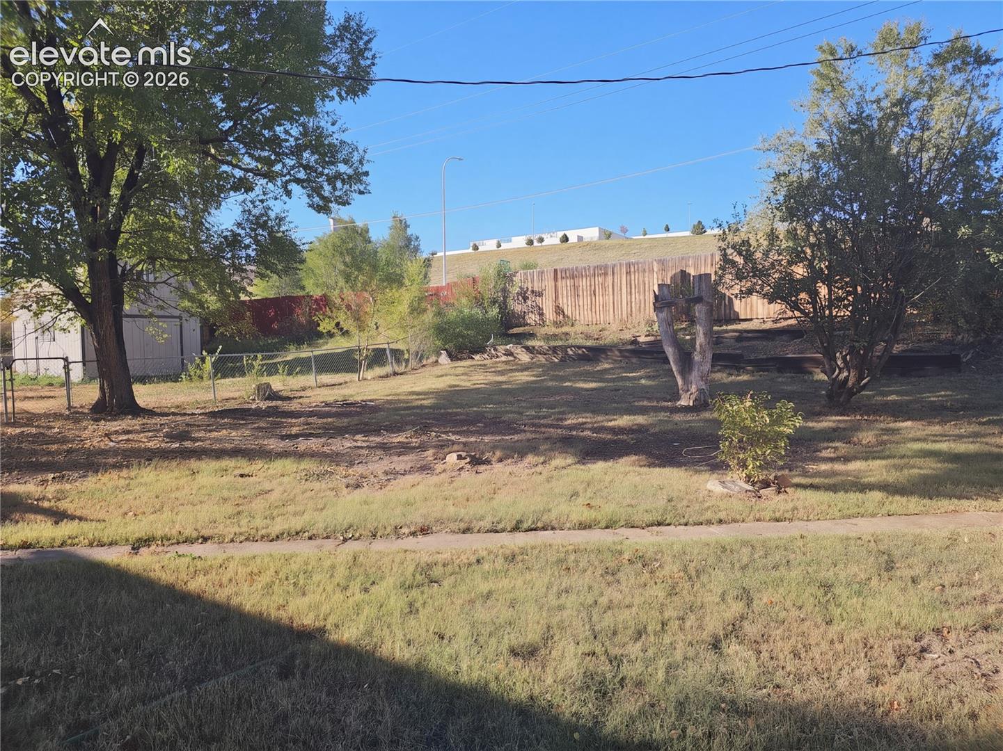 Listing photo 18 for 1136 Cambridge Avenue