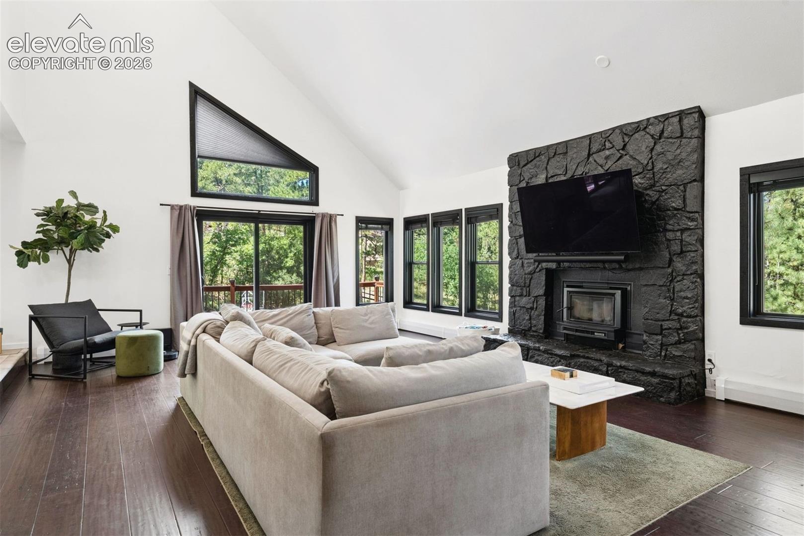 Listing photo 14 for 1015 Timber Valley Road