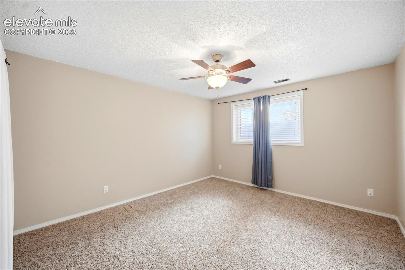 Listing photo 34 for 3880 Cloud Drive