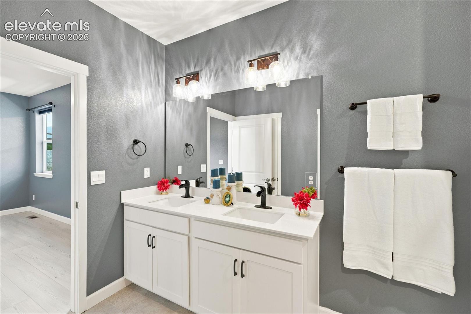 Listing photo 28 for 15937 Little Bluestem Road