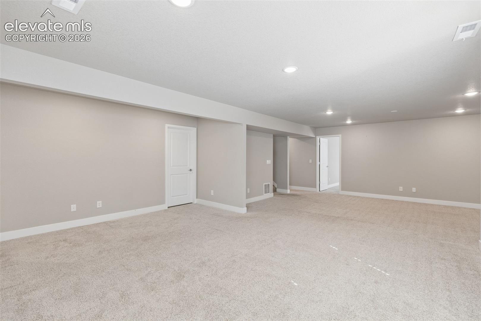 Listing photo 22 for 13107 Parkland Drive