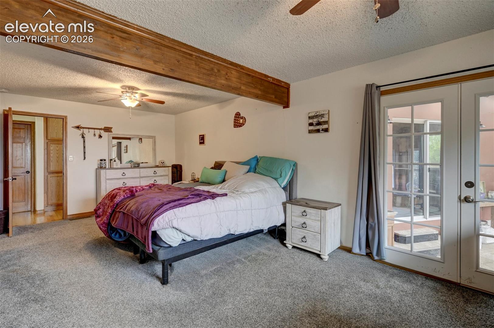 Listing photo 15 for 8170 Valli-Farm Road