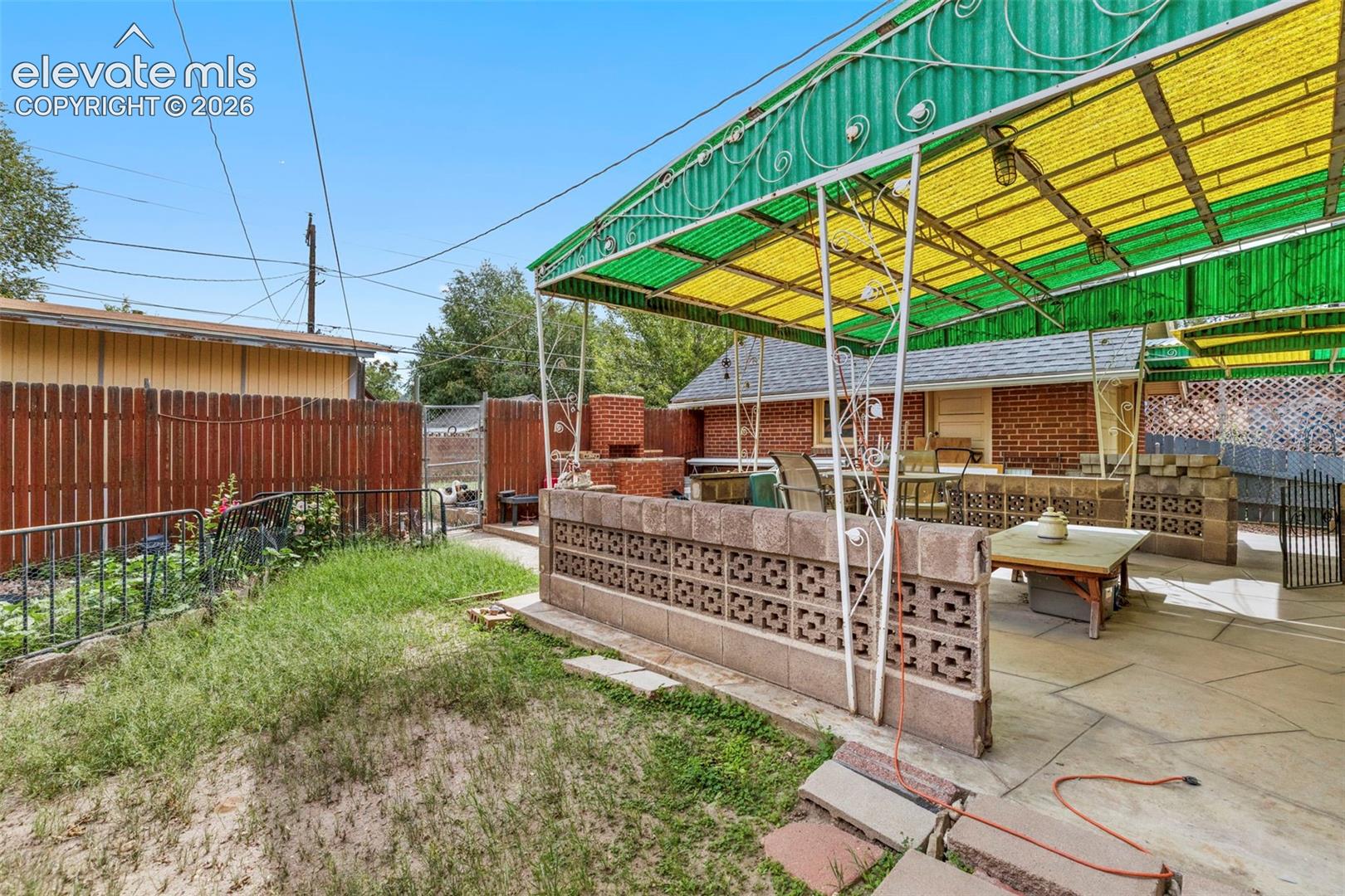 Listing photo 25 for 1128 E Routt Avenue