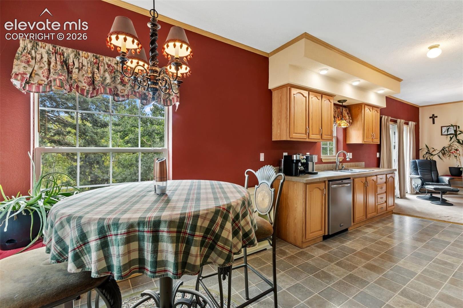 Listing photo 19 for 129 Kestrel Court